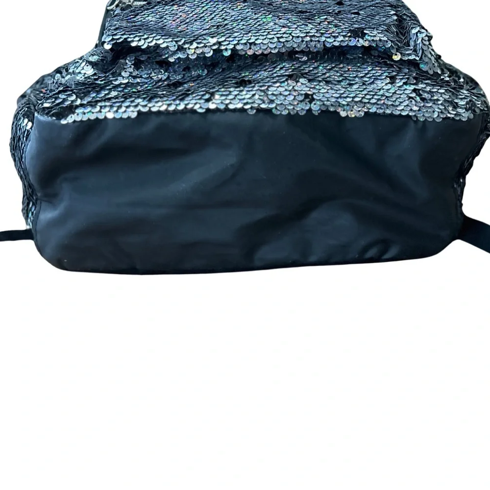 ✨ Justice Silver Reversible Sequin Laptop Backpack ✨